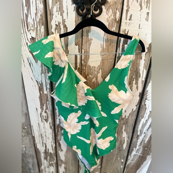 One Piece Green & Tan Ruffle Shoulder tie swimsuit size medium floral print NWOT - Picture 3 of 10
